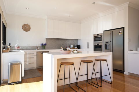 Sandy Bay Waterfront Home - Accommodation Kalgoorlie 10