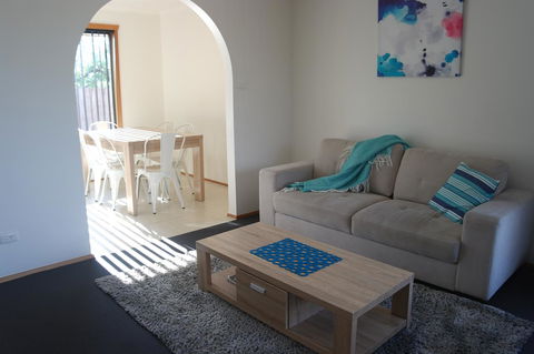 Modern 2 Bedroom Appartment - Accommodation Kalgoorlie 1