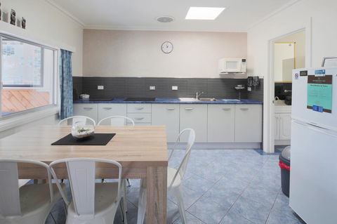 Georges Bay Apartments - Accommodation Kalgoorlie 36