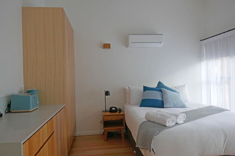 Rosevears Riverview Hotel - Accommodation Kalgoorlie 4