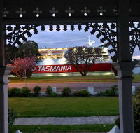 Riverbank villa - 4 bedroom house villa - Accommodation Kalgoorlie