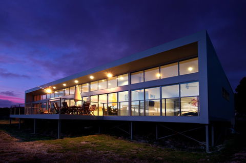 Sunset Bay Escape - Accommodation Kalgoorlie 0