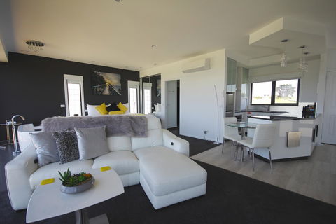 Horizon Deluxe Apartments - Accommodation Kalgoorlie 1