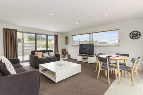 170 Hazards View Drive - Unit 2 - Accommodation Kalgoorlie 5