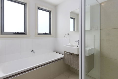 170 Hazards View Drive - Unit 2 - Accommodation Kalgoorlie 10