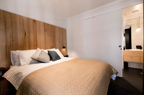 105 Mac Unique Apartments - Accommodation Kalgoorlie 8