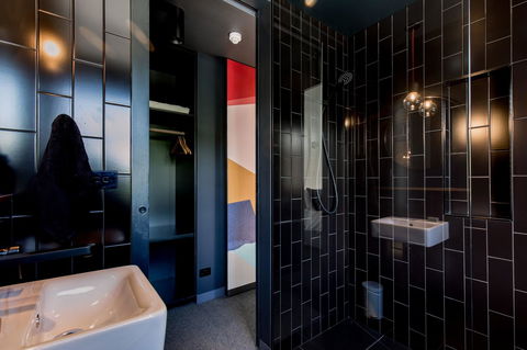 105 Mac Unique Apartments - Accommodation Kalgoorlie 14