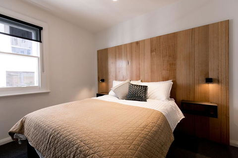 105 Mac Unique Apartments - Accommodation Kalgoorlie 9