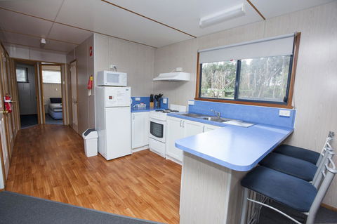 Seven Mile Beach Cabin And Caravan Park - Accommodation Kalgoorlie 3