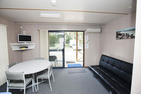 Seven Mile Beach Cabin And Caravan Park - Accommodation Kalgoorlie 12