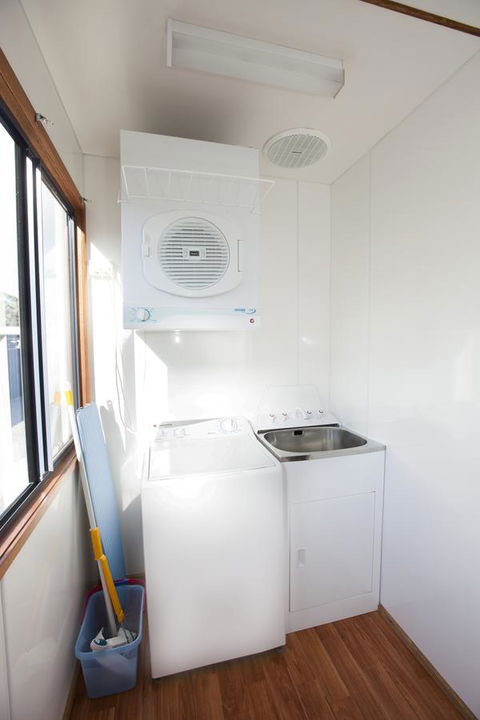Seven Mile Beach Cabin And Caravan Park - Accommodation Kalgoorlie 5