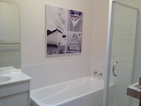Reflections On The Bay - Accommodation Kalgoorlie 14