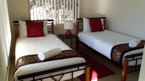 Pelican Point Sanctuary - Accommodation Kalgoorlie 2