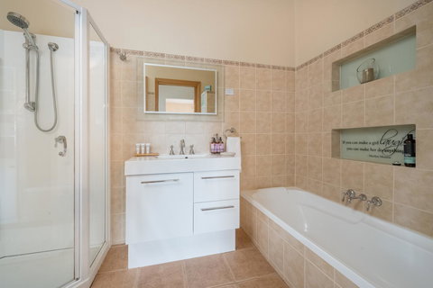 Jones On Wilson Boutique B&B - Accommodation Kalgoorlie 6