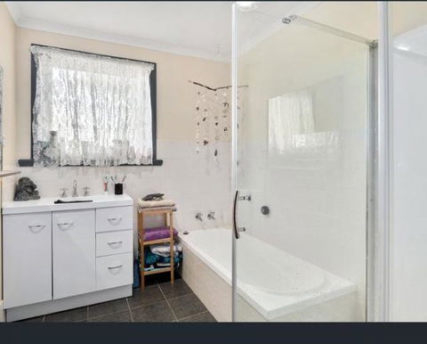 Lylahs - Accommodation Kalgoorlie 2