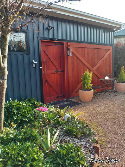 The WeareHouse In Deloraine - Accommodation Kalgoorlie 0