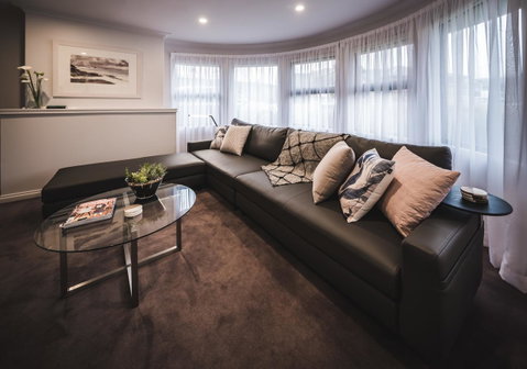 Russell House - Accommodation Kalgoorlie 4