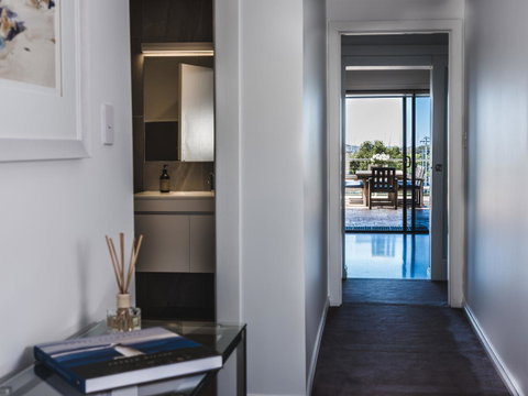 Russell House - Accommodation Kalgoorlie 3