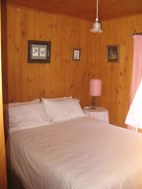 The Grove Cottages - Accommodation Kalgoorlie 15