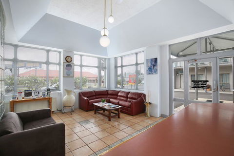 New England Motor Inn - Accommodation Kalgoorlie 3