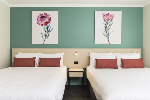 Nightcap At Balaclava Hotel - Accommodation Kalgoorlie 1