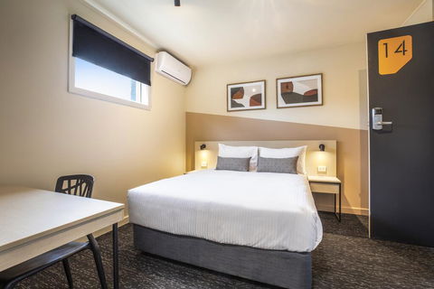 Nightcap At Manhattan Hotel - Accommodation Kalgoorlie 3