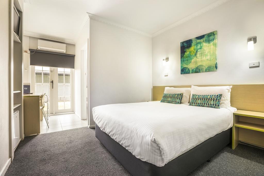 Keilor Park VIC Accommodation Kalgoorlie