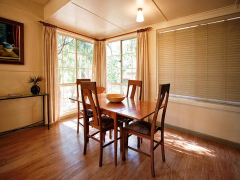 Noonameena Cottage - Accommodation Kalgoorlie 3