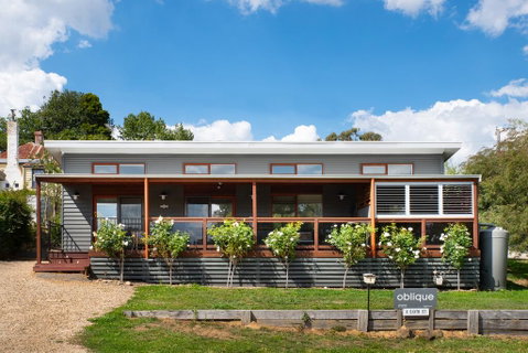 Oblique - Accommodation Kalgoorlie 1