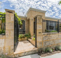 Ocean Keys Cottage - Free WiFi - Accommodation Kalgoorlie