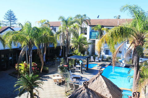 Oceanside Hawks Nest - Accommodation Kalgoorlie 1