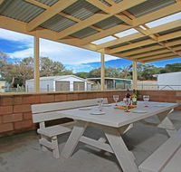 Ohio - one street back from beach access - Accommodation Kalgoorlie