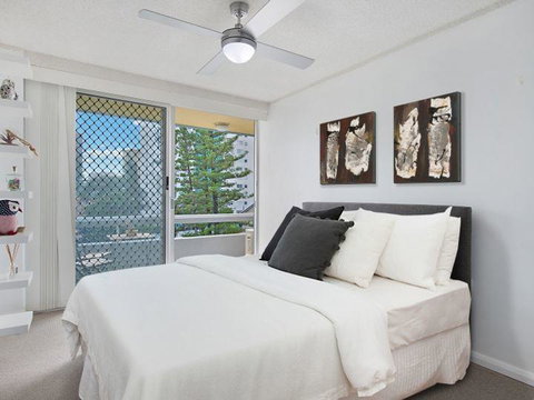 Old Burleigh Road - Accommodation Kalgoorlie 2