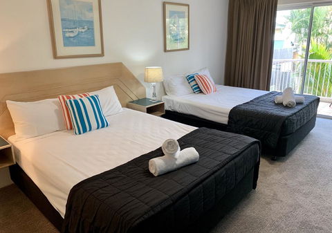 Outrigger Burleigh - Accommodation Kalgoorlie 1