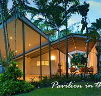 Pavilions in the Palms Heated Pool Short Path To Beach Five Bedrooms Sleeps 12 - Accommodation Kalgoorlie