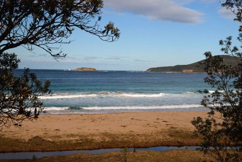 Pebbly Beach Shacks - Accommodation Kalgoorlie 0