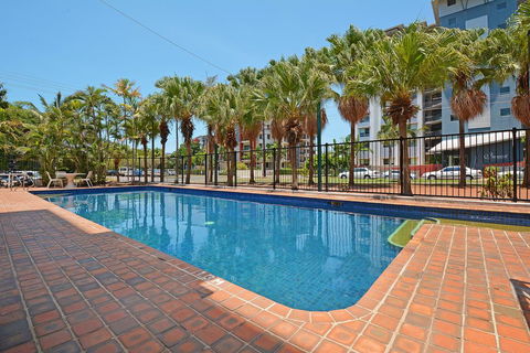 Peninsular Apartments - Accommodation Kalgoorlie 1