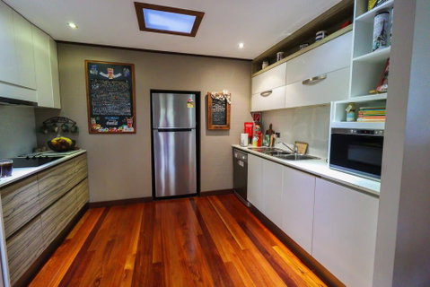 PK Illusions - Accommodation Kalgoorlie 3