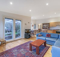 Plovers Rest - central 3 bedroom cottage with small orchard - Accommodation Kalgoorlie
