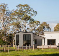Pomonal Estate Mt Cassell Villa - Accommodation Kalgoorlie