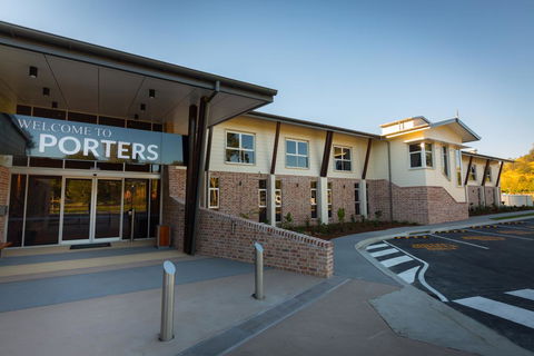 Porter's Plainland Hotel - Accommodation Kalgoorlie 0
