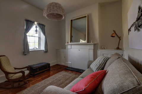 Prue's Cottage - Well Appointed Family Getaway - Accommodation Kalgoorlie 3