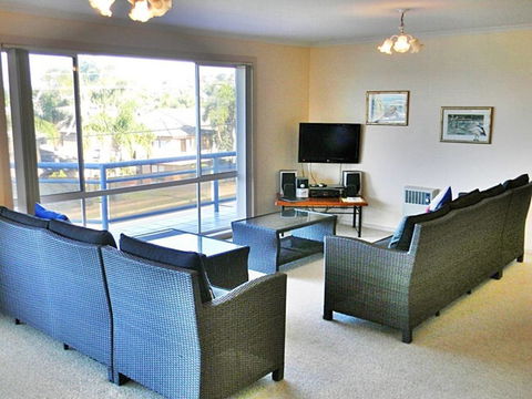 QUAYS 6 - Accommodation Kalgoorlie 2