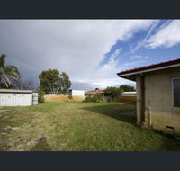 Queens Park Home - Accommodation Kalgoorlie
