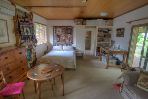Quilters Studio - Accommodation Kalgoorlie 3
