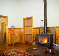 Red Tractor Retreat - Accommodation Kalgoorlie