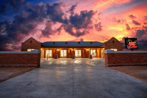 Red Waratah Accommodation - Accommodation Kalgoorlie 1