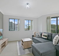 REDFERN 3 BEDROOM APARTMENT FREE PARKING WALK TO CENTRAL STATION NRE187 - Accommodation Kalgoorlie