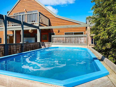 Relax At Red Rocks - Accommodation Kalgoorlie 0