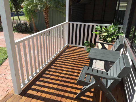 Relaxing Queen Sized Room With En-Suite - Accommodation Kalgoorlie 1